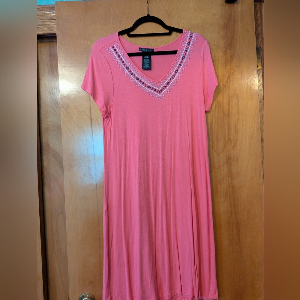 Design History Coral Embroidered V-Neck Dress